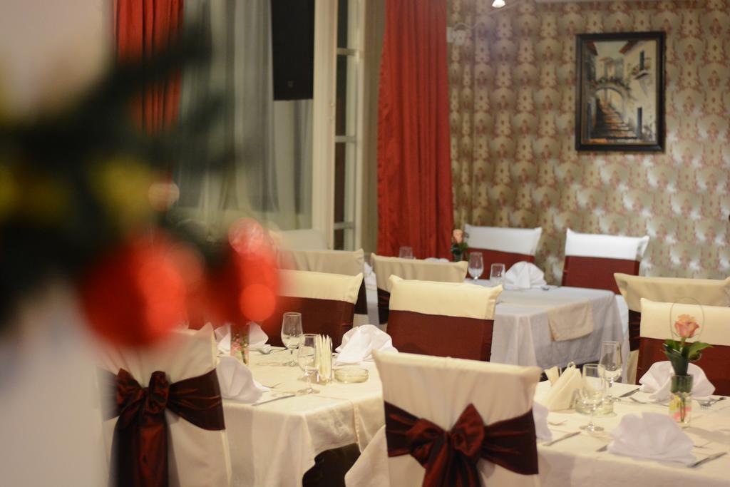 Hotel Kralj Vrnjacka Banja Luaran gambar