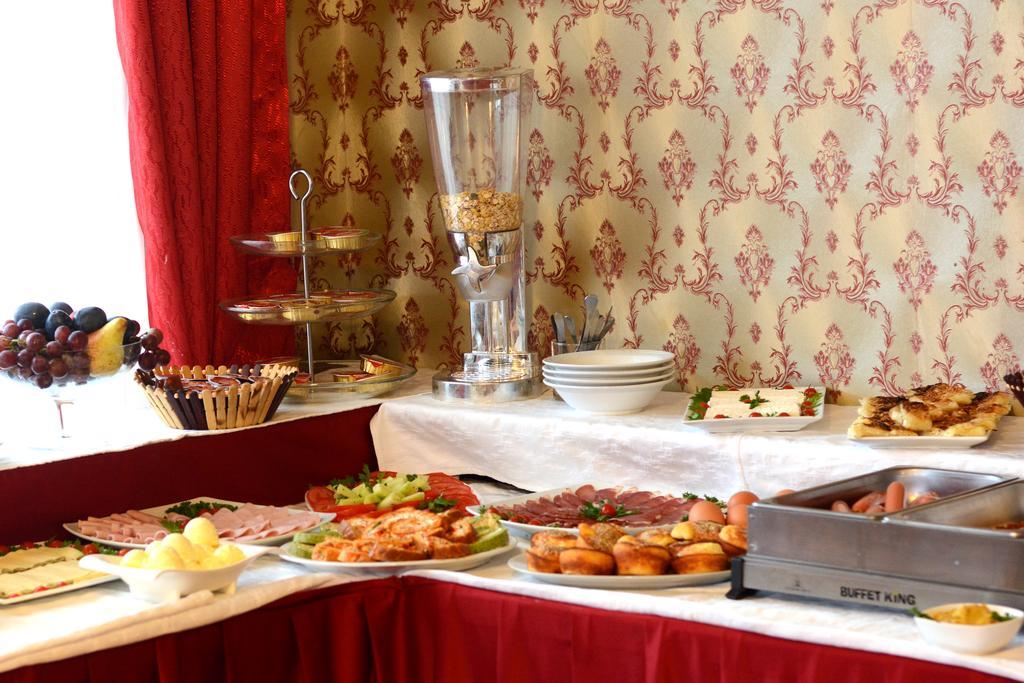 Hotel Kralj Vrnjacka Banja Luaran gambar